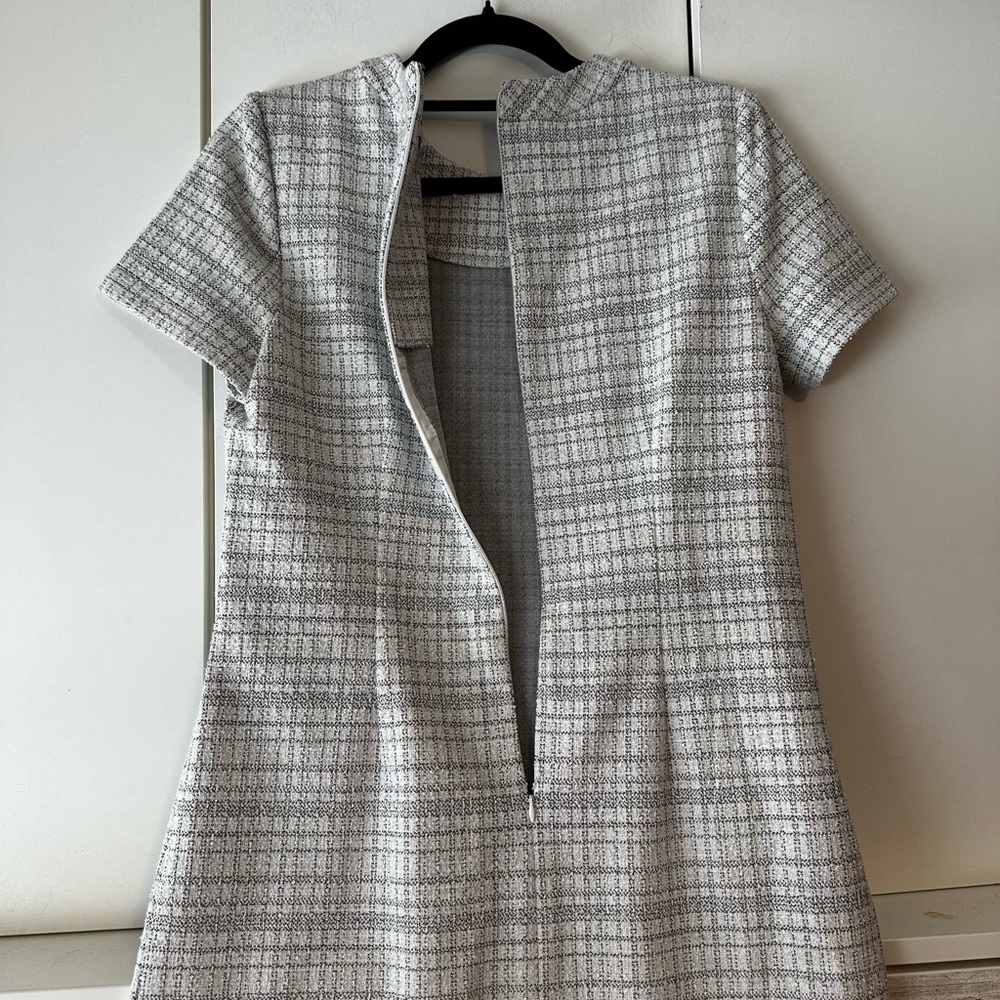 🤍✨ Shelby & Palmer Textured Tweed Sheath Dress Size 8 ✨🤍 - Picture 5 of 11